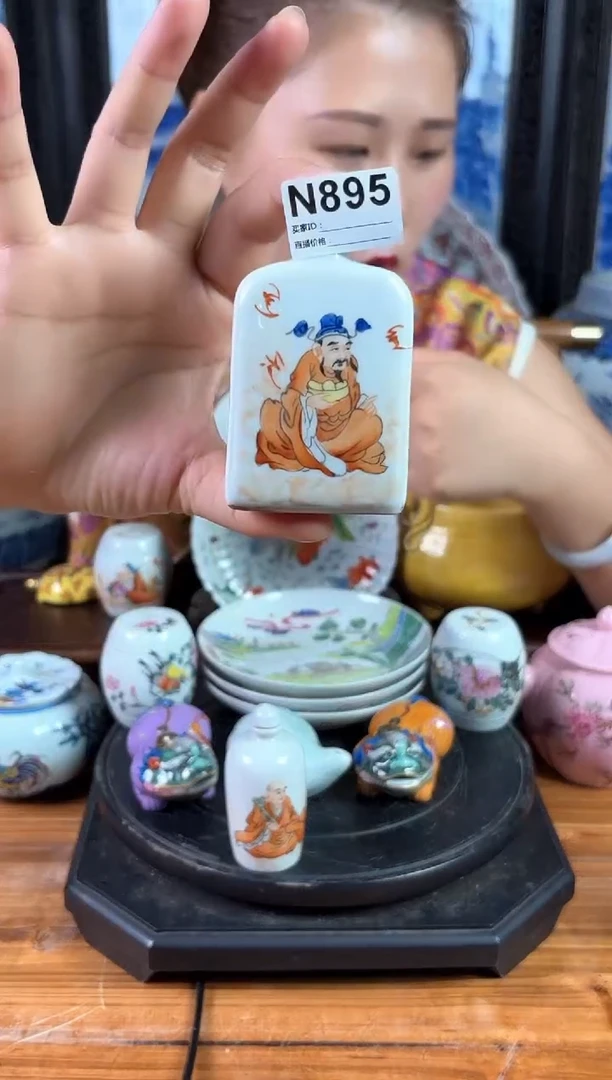 摆件景德镇陶瓷仿古摆件N895
