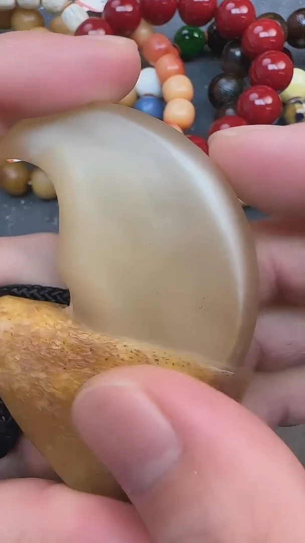 非金属珐琅呼呼手把件