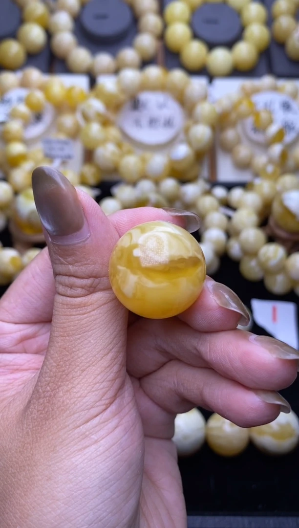 裸石琥珀未镶嵌大小姐珠宝91