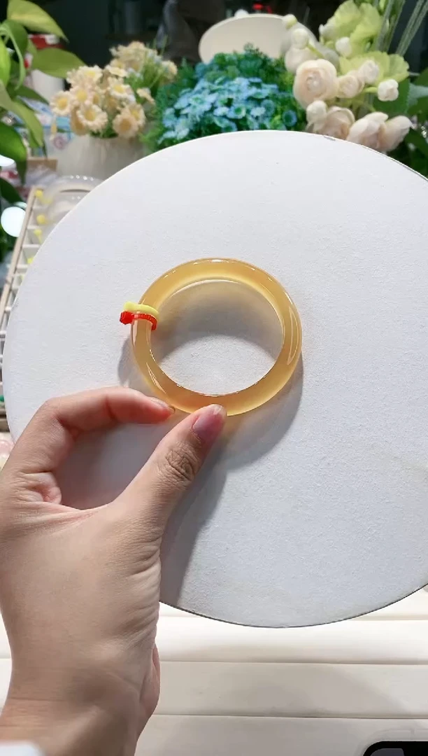 手镯玛瑙/玉髓未镶嵌70-54.4