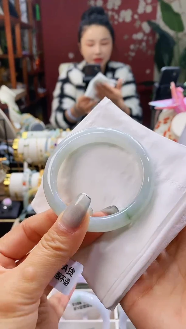 【闪购商品】翡翠手镯未镶嵌10冰飘5455/11.0*7.5