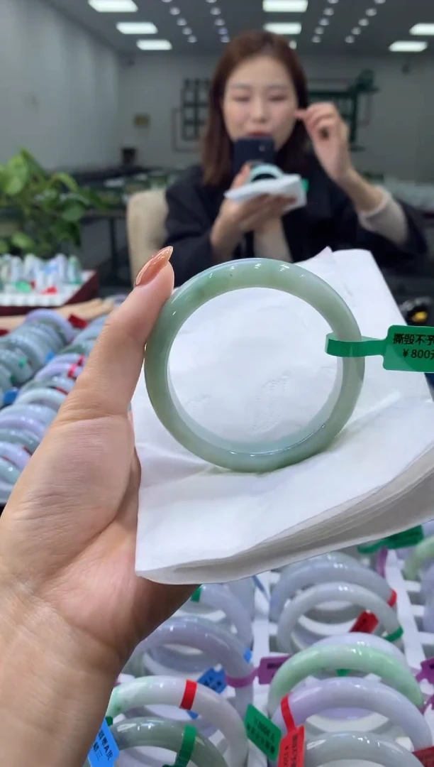 未镶嵌手镯翡翠多人00042485