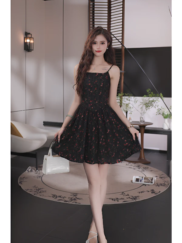 依漾Y-【暗夜蔷薇】夏季法式赫本风气质千金风显瘦收腰碎花连衣裙