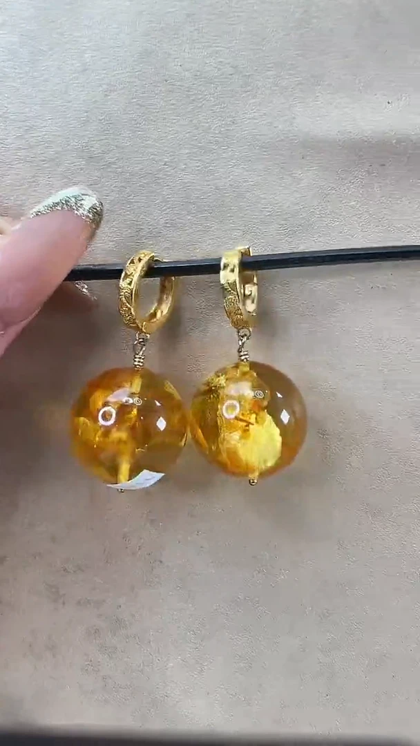 琥珀颈饰未镶嵌耳环
