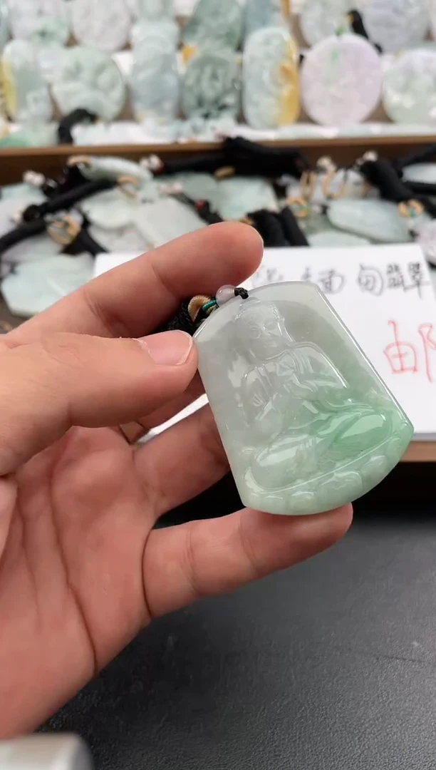 颈饰未镶嵌翡翠25/12/27/.17