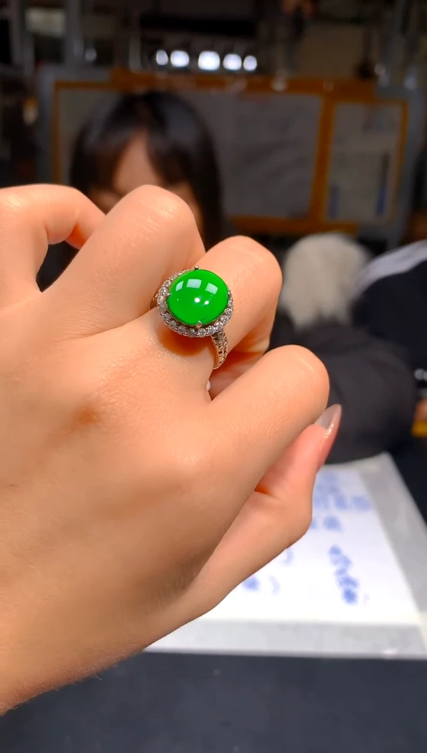 【闪购商品】定制翡翠未镶嵌38定制翡翠-多样性发货（发其一）