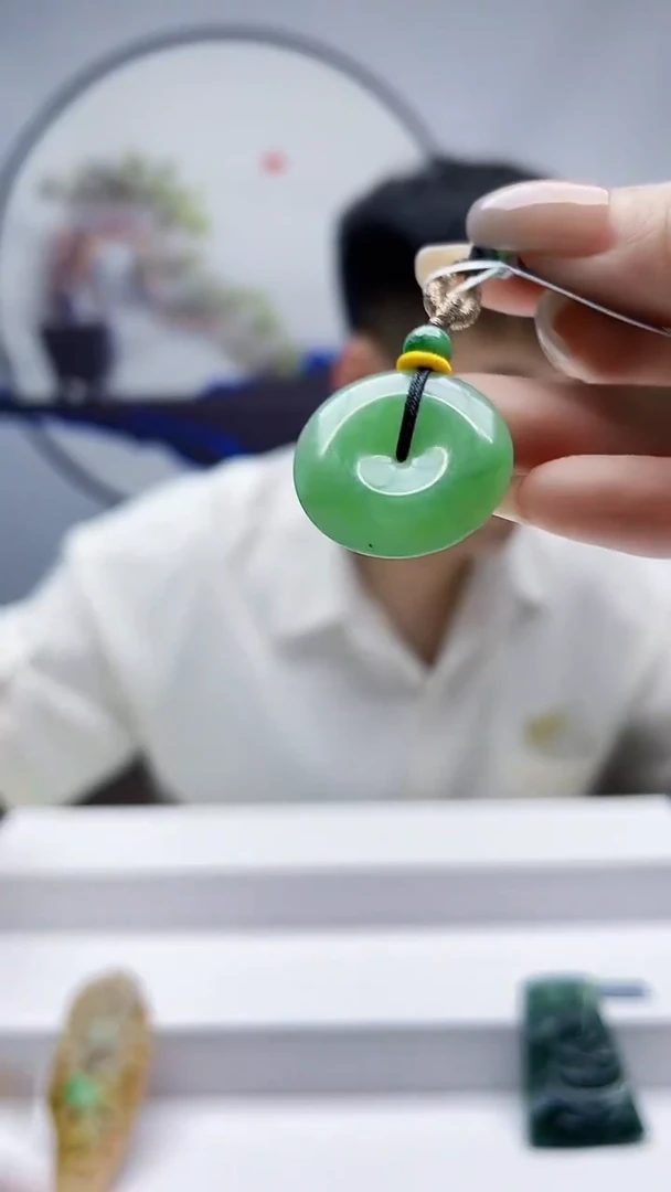 未镶嵌定制翡翠毛货挂件36