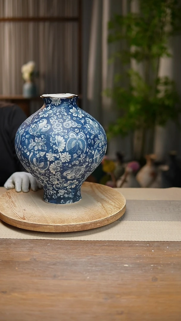 【闪购商品】陶瓷  花器青花瓷蝶恋花灯笼