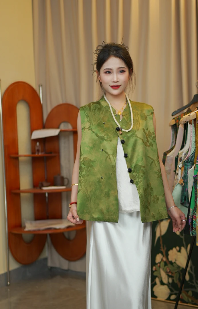 CHUNTIAN/【山有扶苏】2025新中式宋锦提花中式马夹