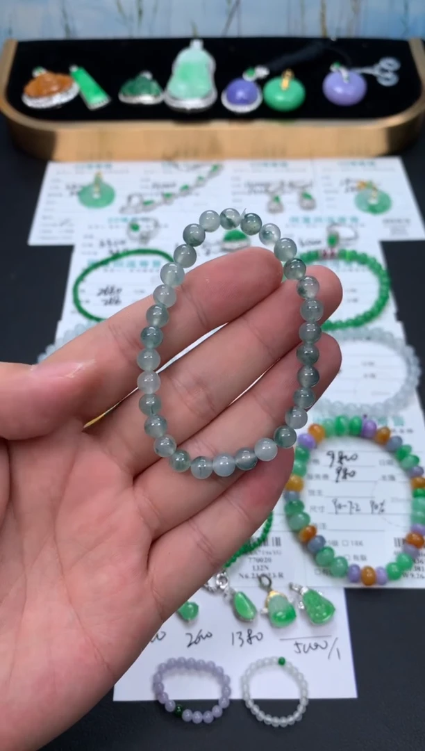 颈饰未镶嵌翡翠48小时鉴赏期 退货不扣服务费