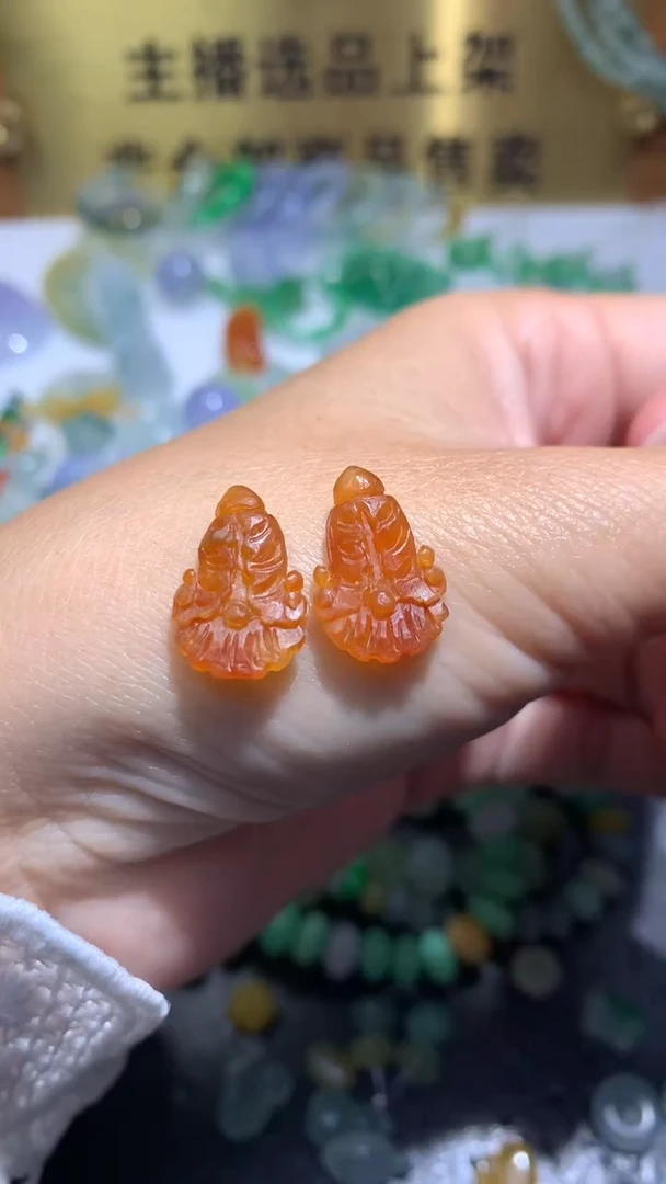 未镶嵌定制翡翠毛货