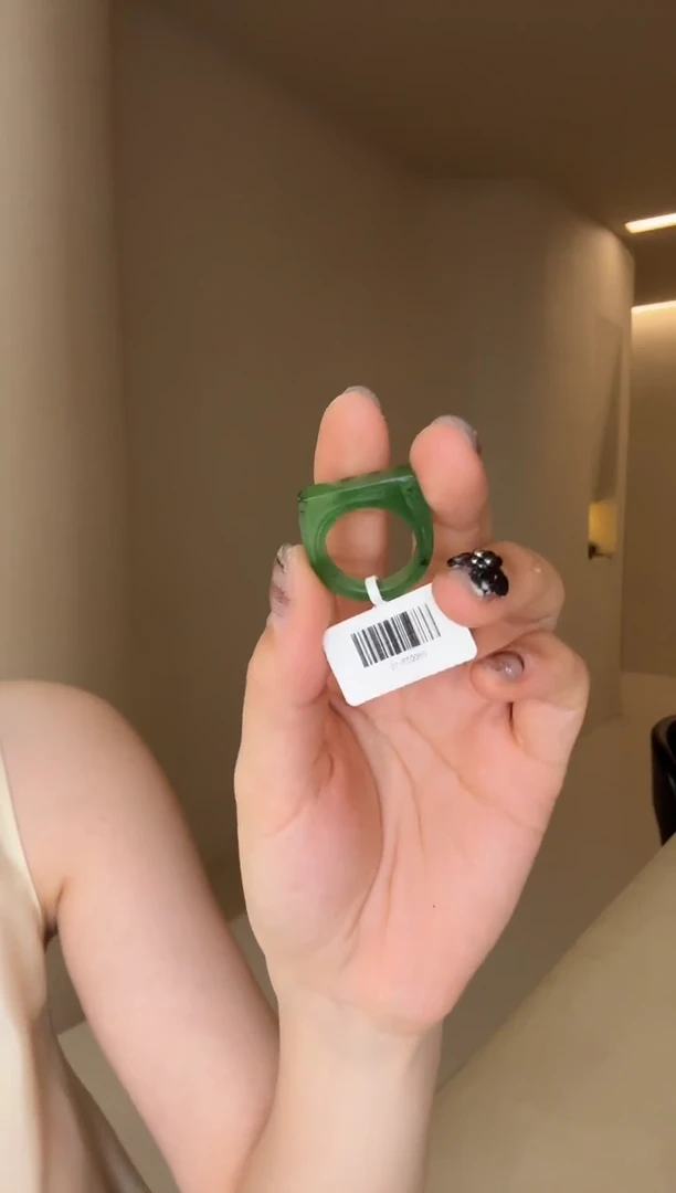 未镶嵌戒指和田玉15码无糖猕猴桃（马鞍）多样性发其一