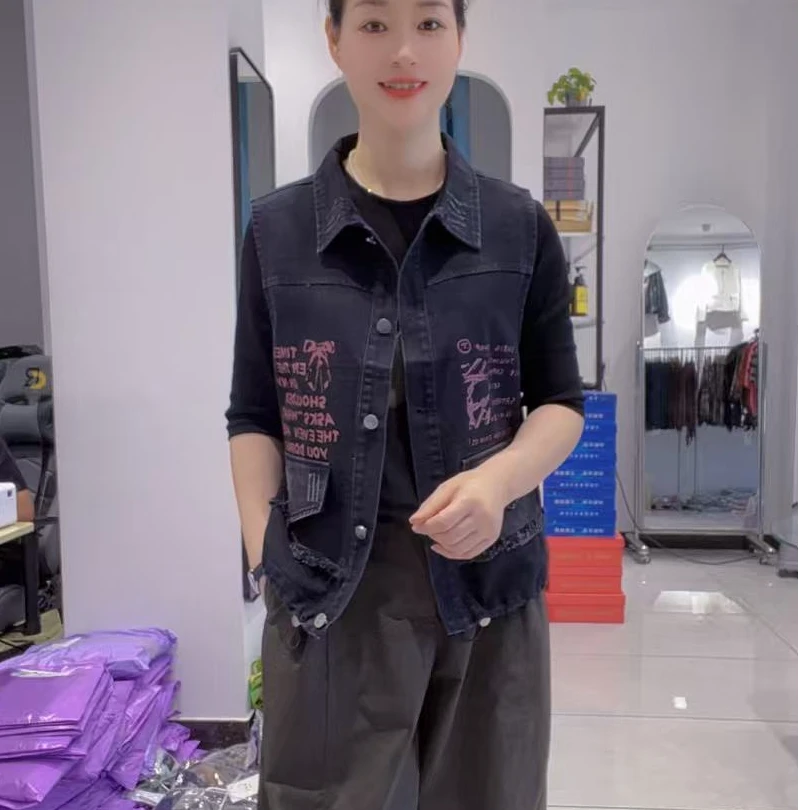 809款秋季时尚休闲牛仔背心(长度58厘米）