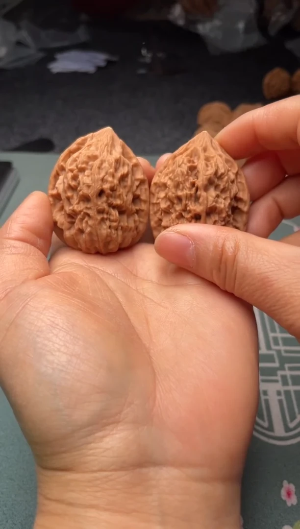 把件文玩核桃w269  鸡心 39尺