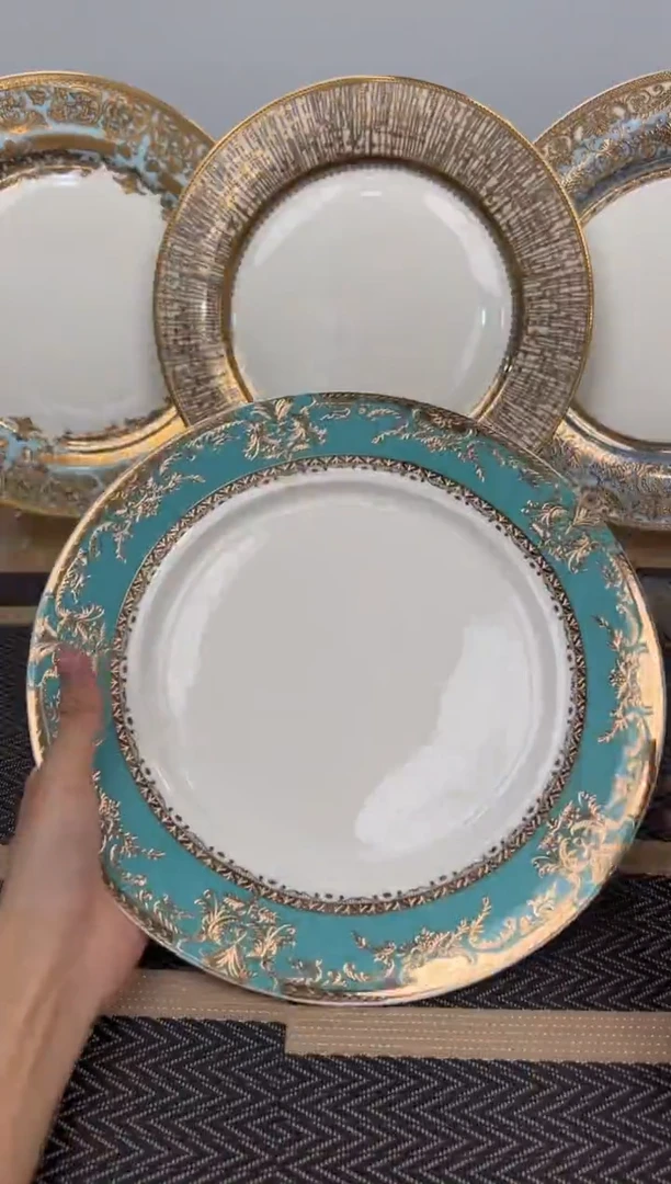 瓷片10.5寸平盘孤品微瑕