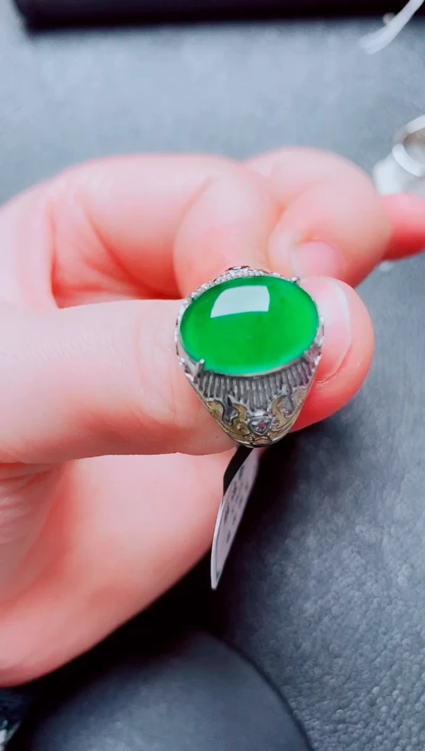 银S925镶嵌戒指翡翠1111
