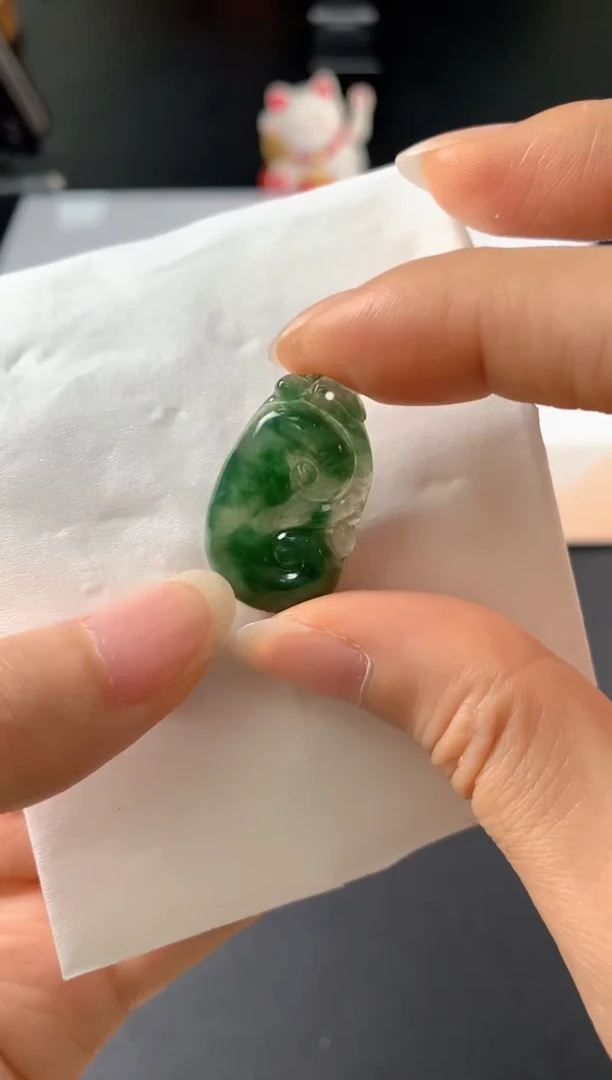 未镶嵌定制翡翠『***乐毛货抛光
