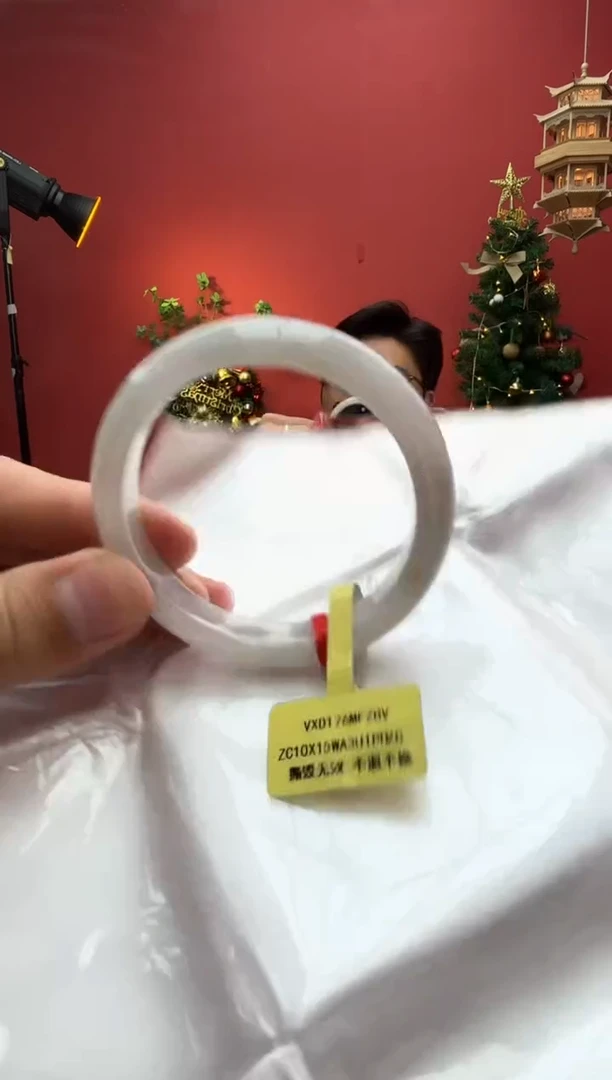 未镶嵌手镯翡翠翡翠手镯2