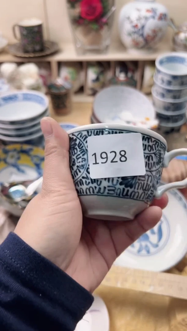 瓷片董*你好你好你好你好你好