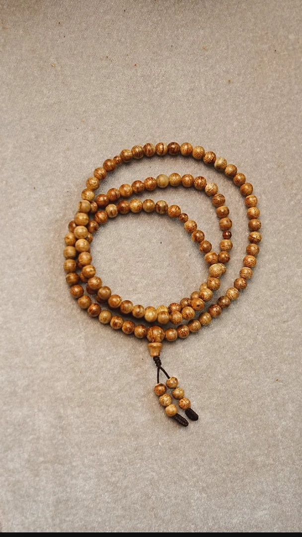 沉香手串海南黑油格多圈6mm  3113