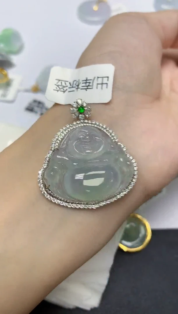 颈饰18K金镶嵌翡翠天然缅甸翡翠A货多样性发一件