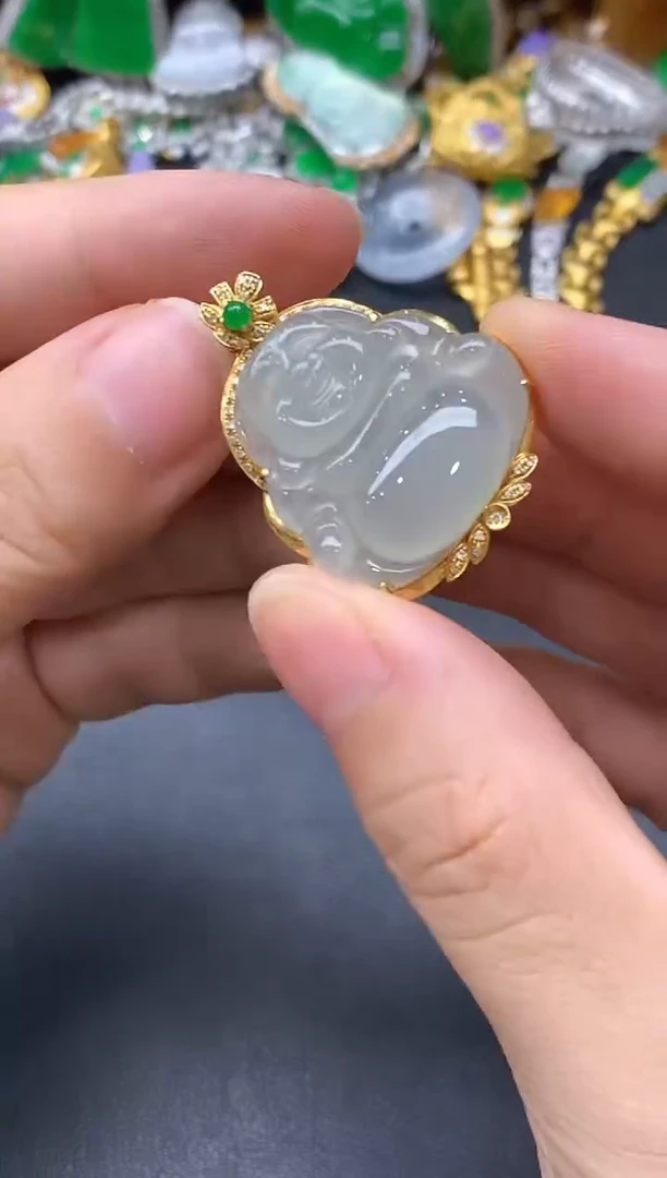 颈饰18K金镶嵌翡翠257-中国好珍宝