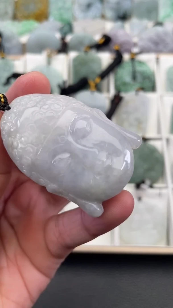 颈饰未镶嵌翡翠天然缅甸翡翠A货95