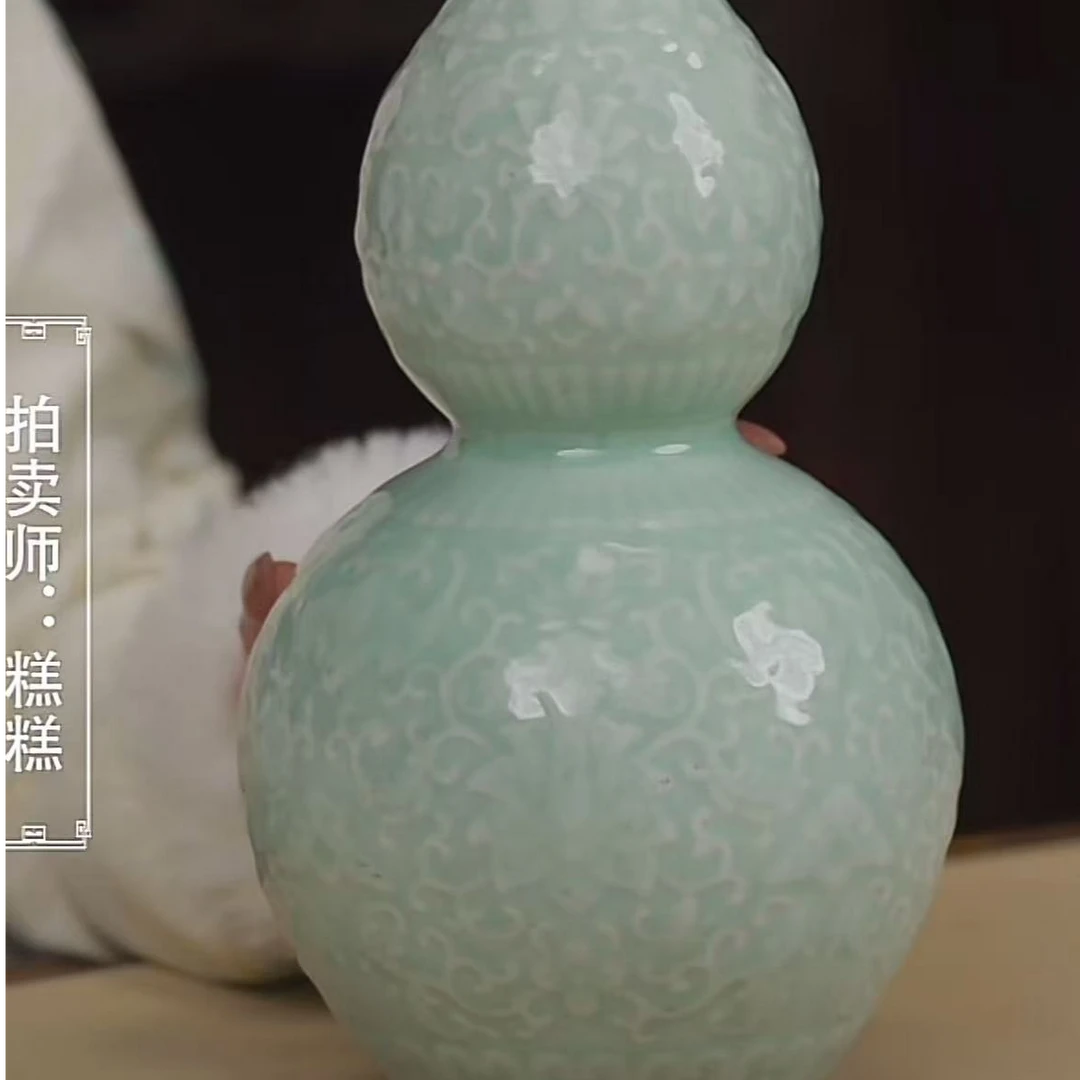 国呈拍卖古董瓷器