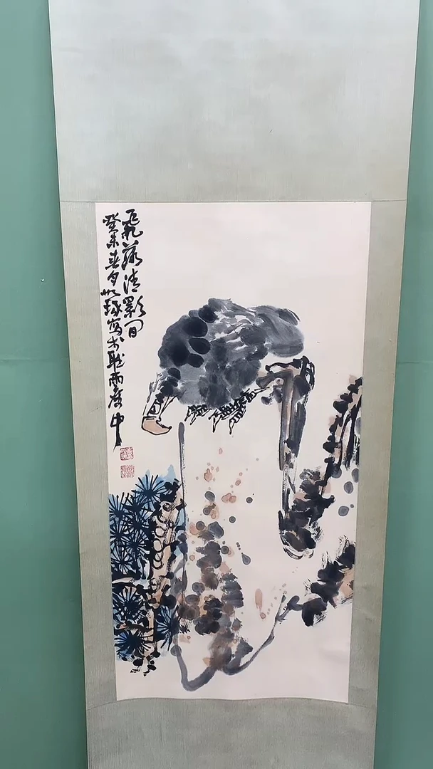 竖款精品三尺卷轴，鹰