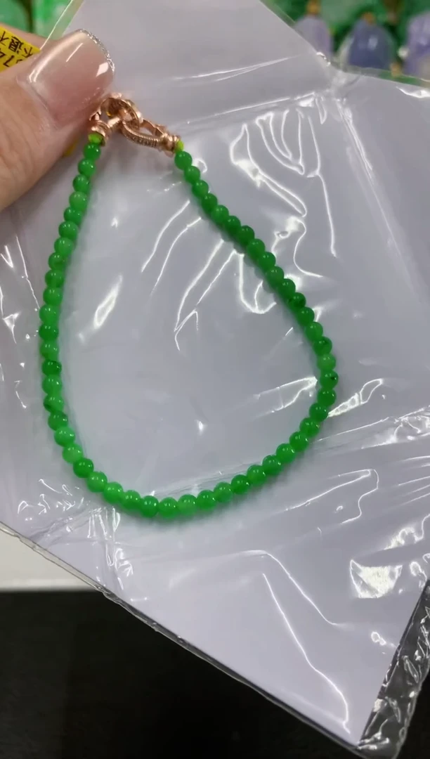 吊坠(不含链)未镶嵌翡翠挂件