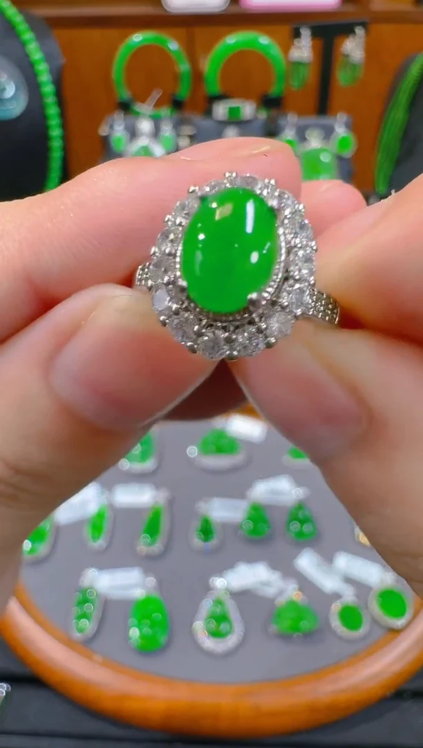 翡翠戒指未镶嵌天然A货翡翠