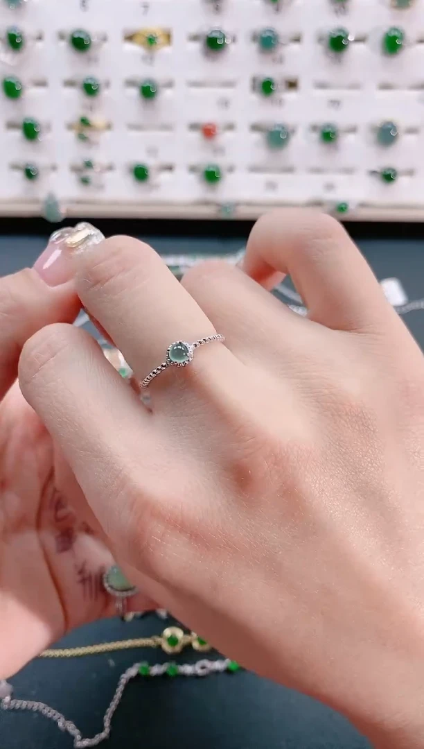 【闪购商品】翡翠戒指银S925镶嵌天然翡翠