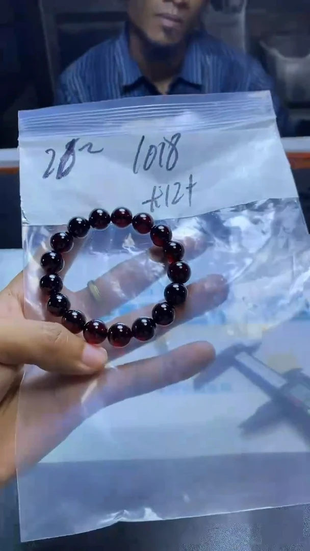 未镶嵌琥珀手串8