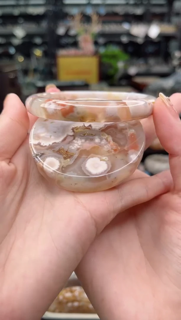 【闪购商品】石英质玉手镯未镶嵌62圈口（赠品镯心）3931409