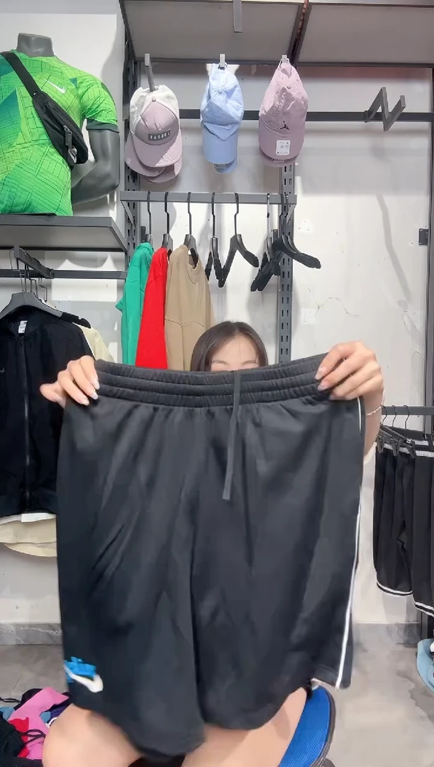 1640编码 瑕疵款直播间过款为准 尺码