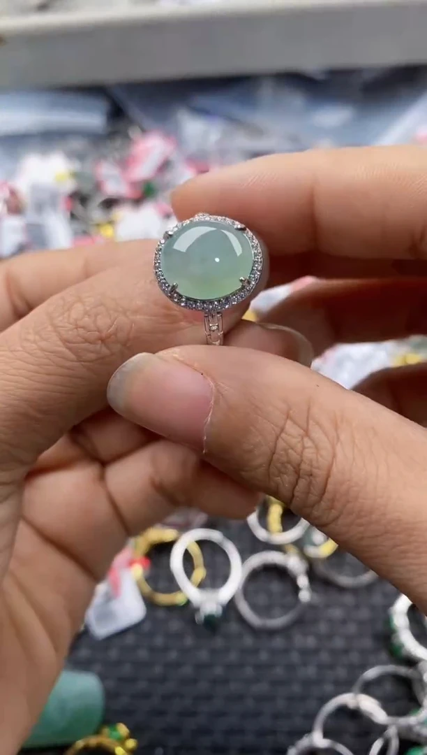 银S925镶嵌戒指翡翠666            5