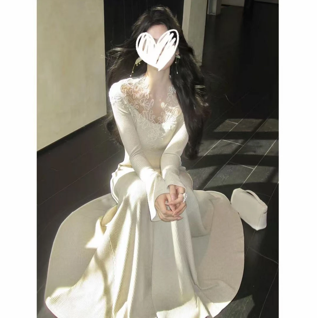 【不知雪】原版面料 温柔氛围感蕾丝v领针织显瘦连衣裙