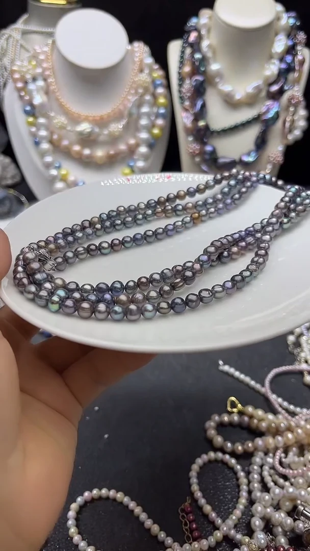 颈饰未镶嵌淡水珍珠多人