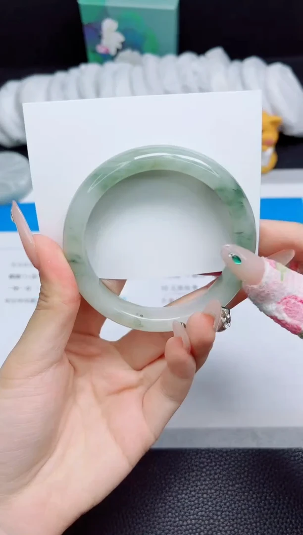 石英质玉手镯未镶嵌66-558