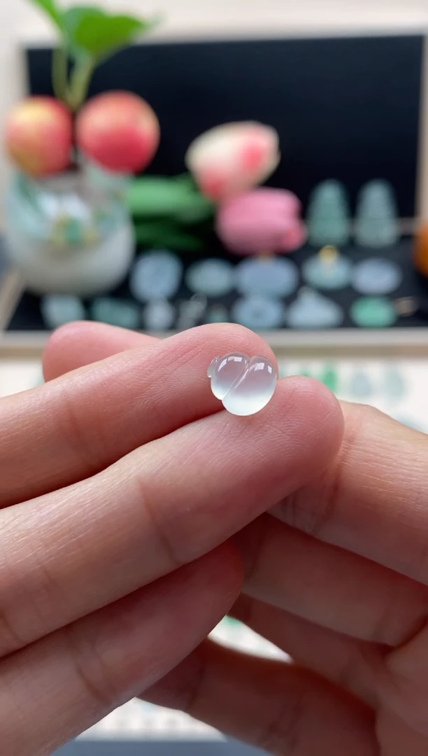 翡翠未镶嵌颈饰翡翠冰种葫芦