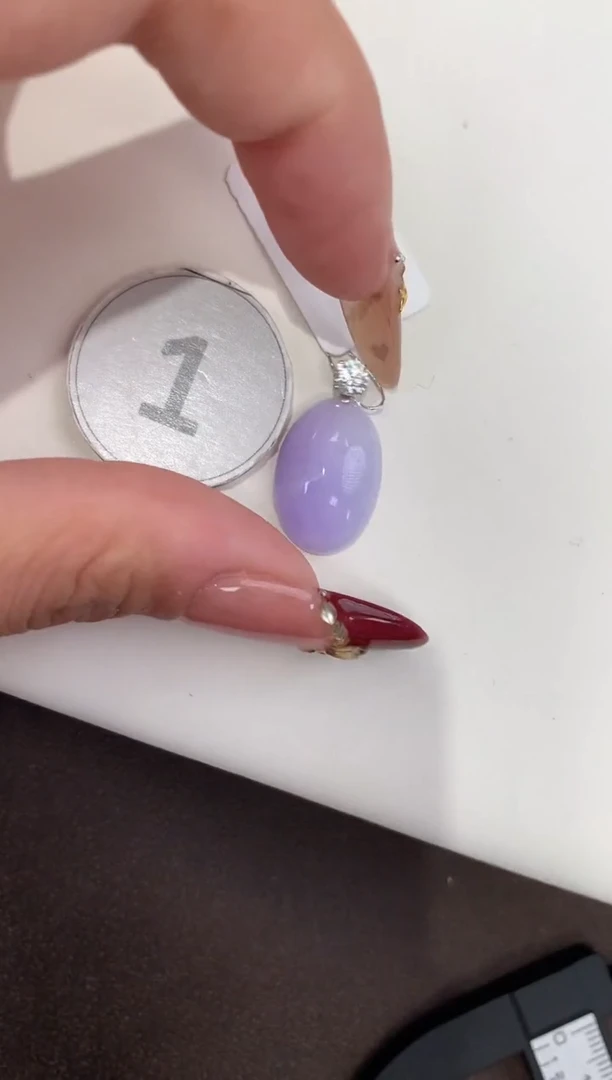 颈饰18K金镶嵌翡翠天然缅甸a货翡翠