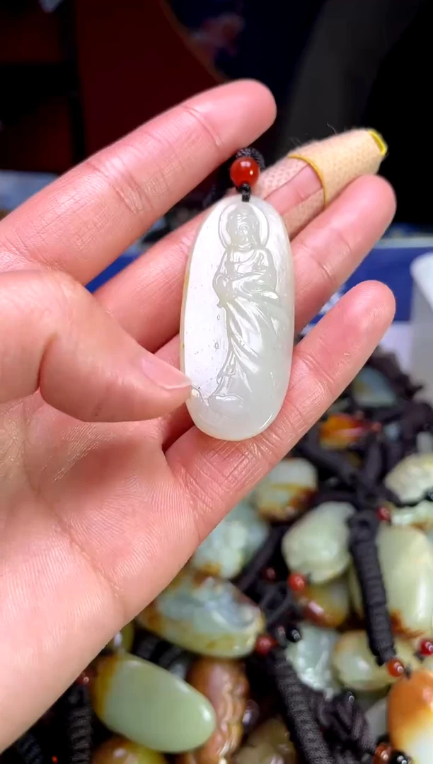 【闪购商品】和田玉颈饰未镶嵌1