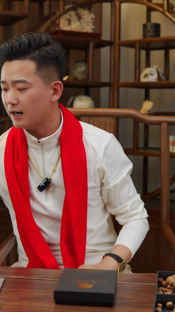 【闪购商品】猴头核桃手串如意老型