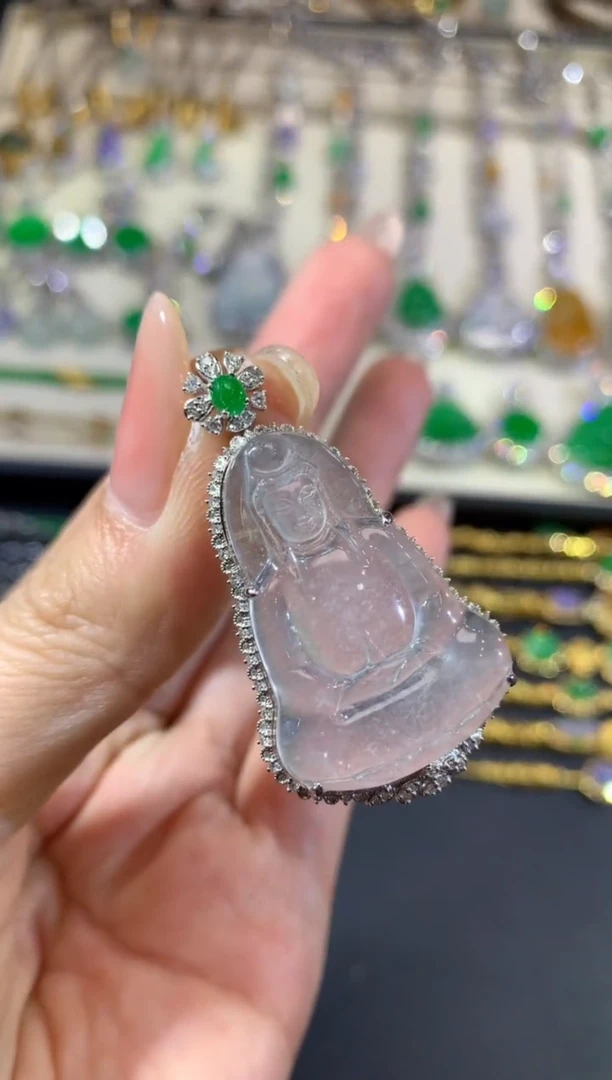 吊坠(不含链)18K金镶嵌翡翠26-观音