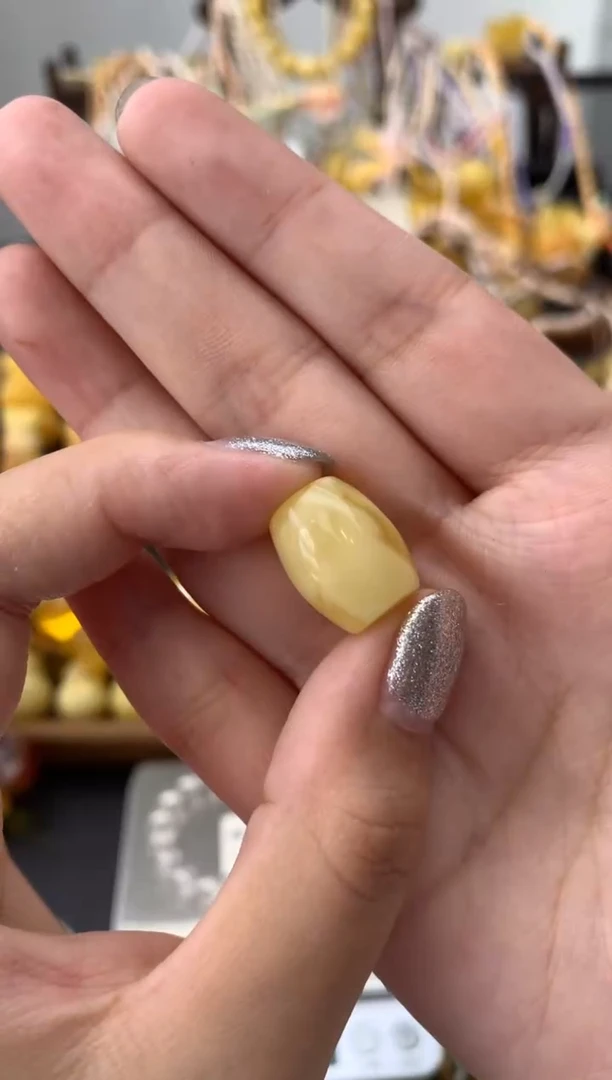 未镶嵌琥珀珠宝奇石095琥珀蜜蜡微瑕品