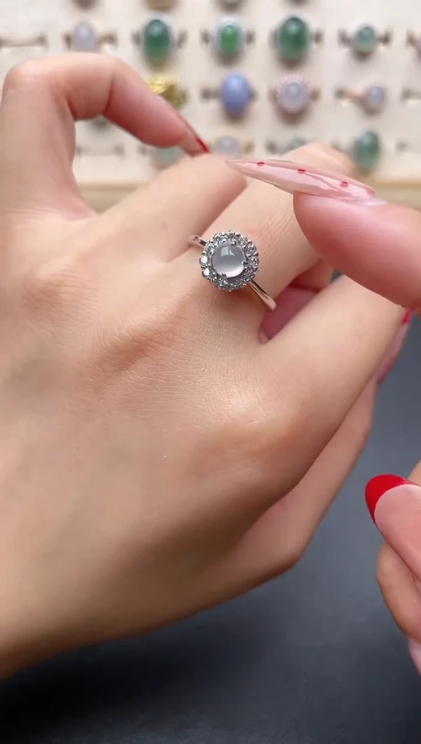 【闪购商品】翡翠戒指银S925镶嵌一物一证一礼盒