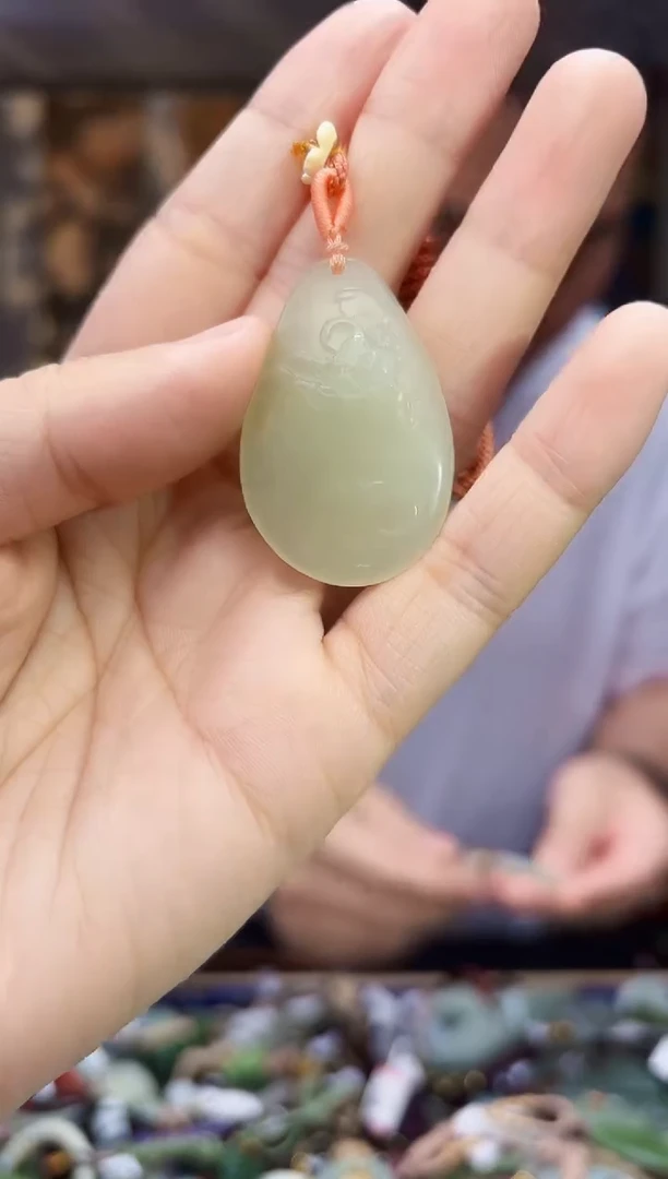 和田玉未镶嵌挂件拍一发一