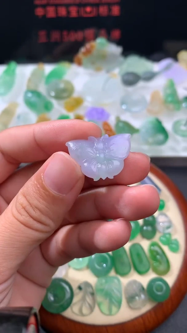 未镶嵌定制翡翠