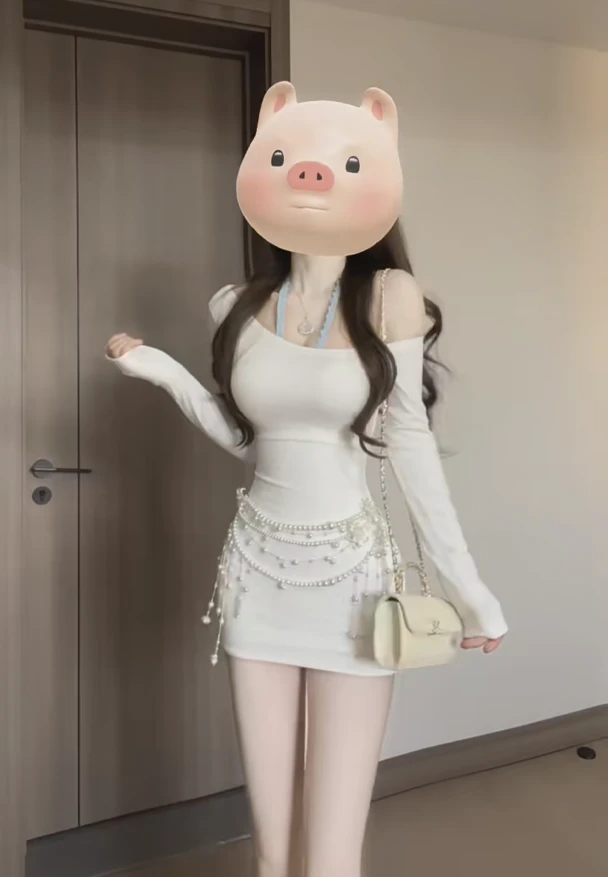 小众显瘦时尚气质纯欲白色斜领收腰显身材包臀连衣裙子女高级百搭