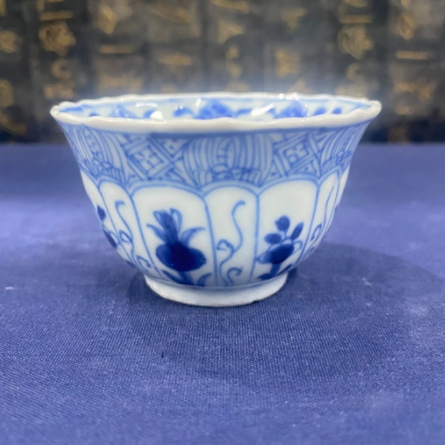 清 雍正 青花花卉杯MA-0203-口径6.5 高度4